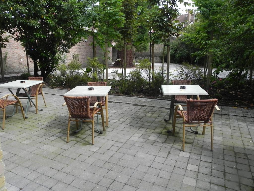 Hotel - Restaurant Au Tonnelier Bergues Exterior photo