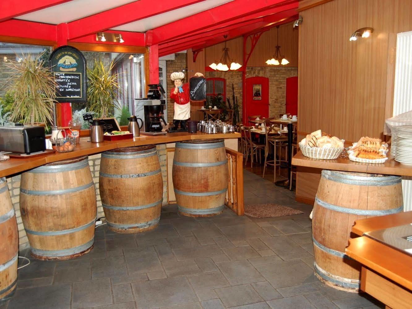 Hotel - Restaurant Au Tonnelier Bergues Exterior photo